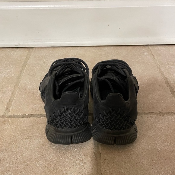 Nike Inneva 2 Triple Black Mens - Picture 4 of 8